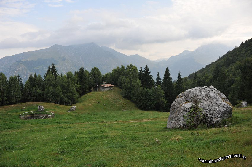010 Periplo e vetta Monte Alben la Croce.JPG